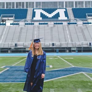 Meet your Posher, Kendra